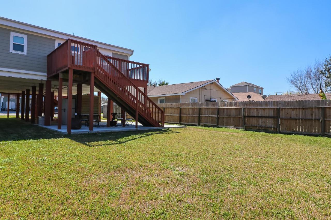 Perfect Location Spacious Yard Coffee Bar At This Lovely Beach Home Galveston Bagian luar foto
