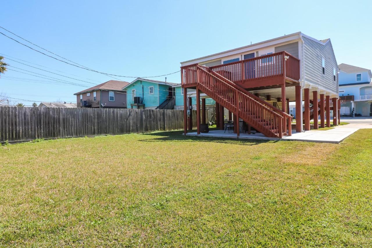 Perfect Location Spacious Yard Coffee Bar At This Lovely Beach Home Galveston Bagian luar foto